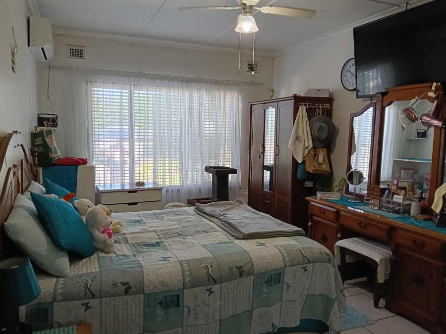 4 Bedroom Property for Sale in Veld En Vlei KwaZulu-Natal