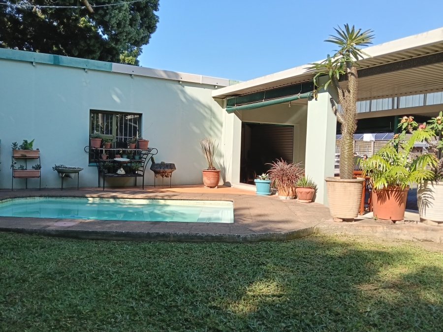 4 Bedroom Property for Sale in Veld En Vlei KwaZulu-Natal