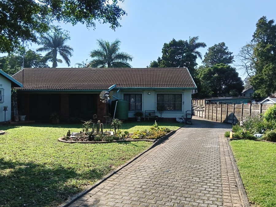 4 Bedroom Property for Sale in Veld En Vlei KwaZulu-Natal