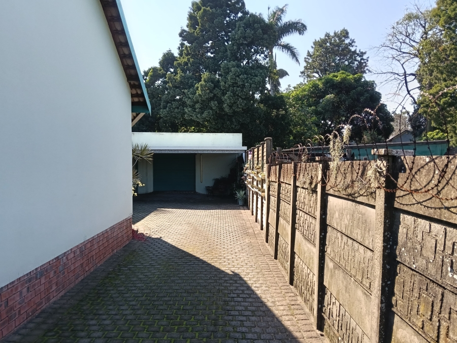 4 Bedroom Property for Sale in Veld En Vlei KwaZulu-Natal