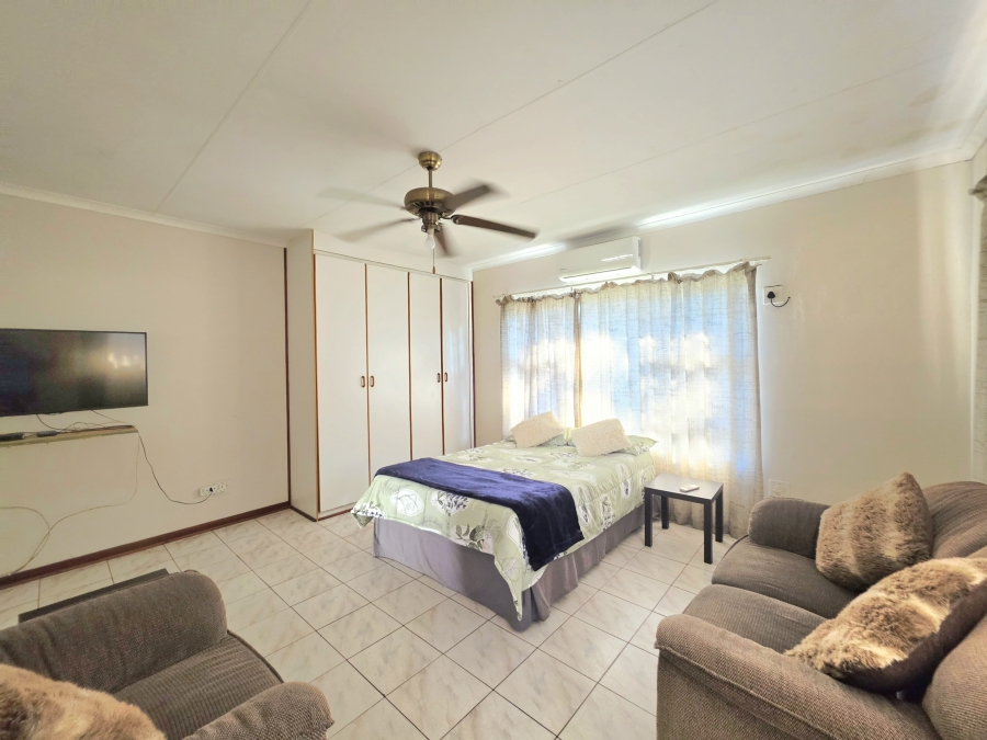 3 Bedroom Property for Sale in Birdswood KwaZulu-Natal