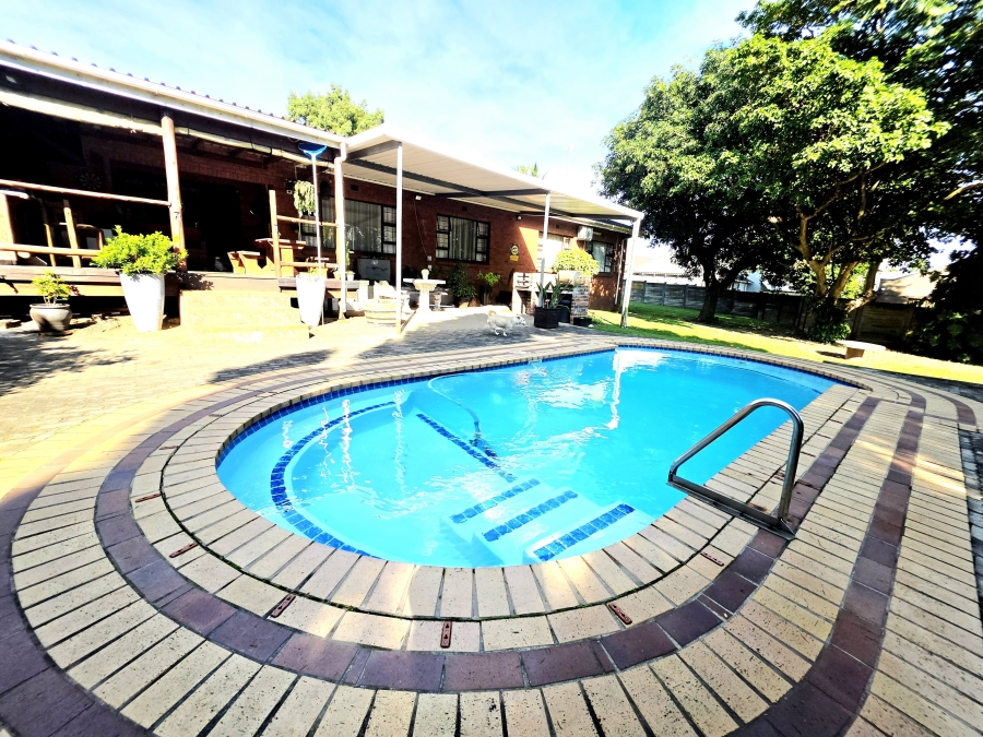 3 Bedroom Property for Sale in Birdswood KwaZulu-Natal