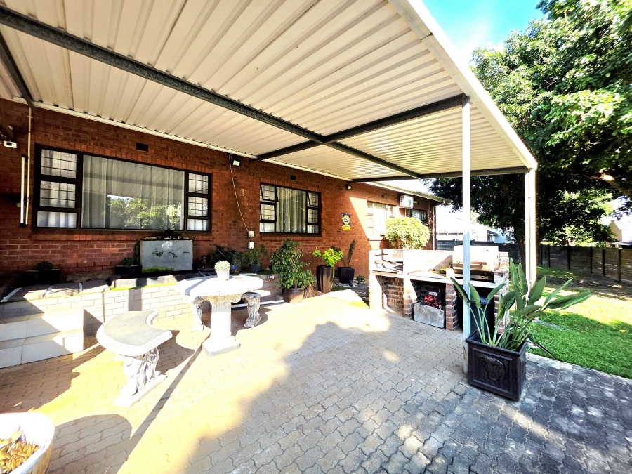 3 Bedroom Property for Sale in Birdswood KwaZulu-Natal