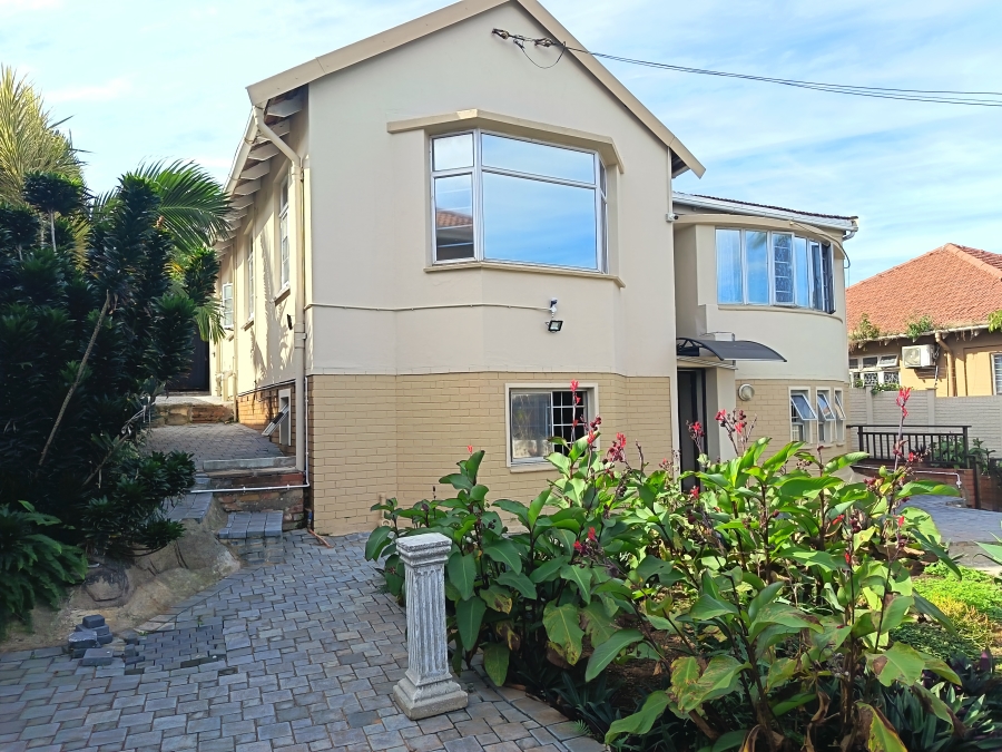 4 Bedroom Property for Sale in Glenwood KwaZulu-Natal
