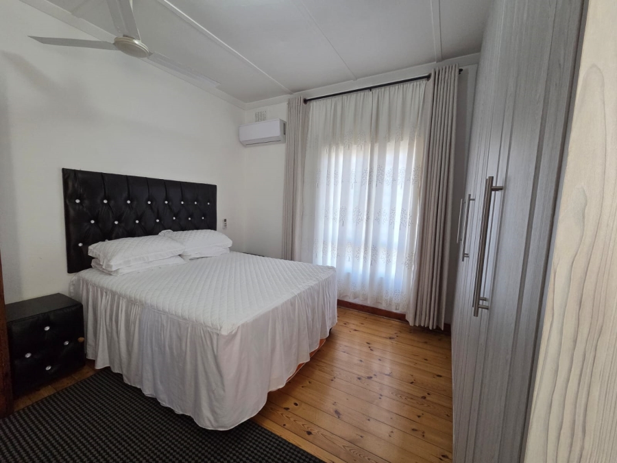 5 Bedroom Property for Sale in Bluff KwaZulu-Natal