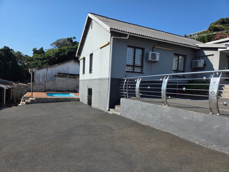 5 Bedroom Property for Sale in Bluff KwaZulu-Natal
