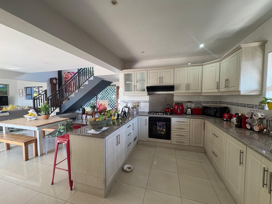 To Let 3 Bedroom Property for Rent in Palm Lakes Estate KwaZulu-Natal
