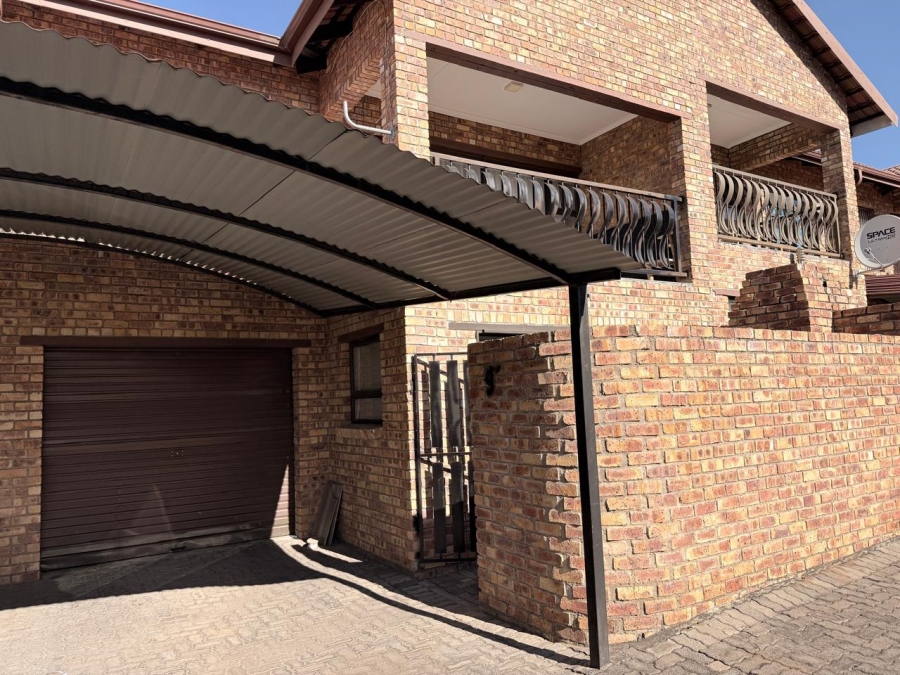3 Bedroom Property for Sale in Huttenheights KwaZulu-Natal