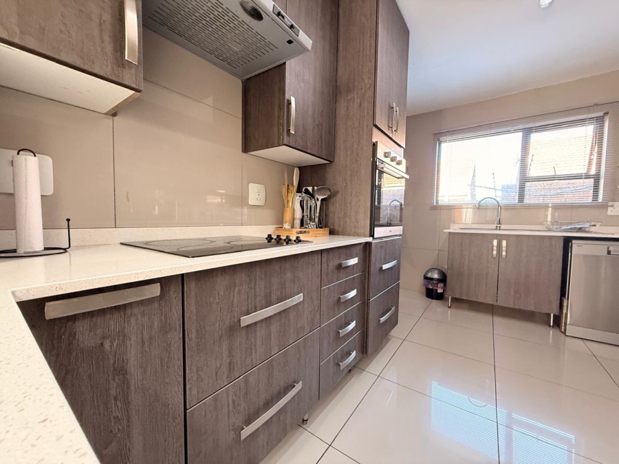 3 Bedroom Property for Sale in Huttenheights KwaZulu-Natal