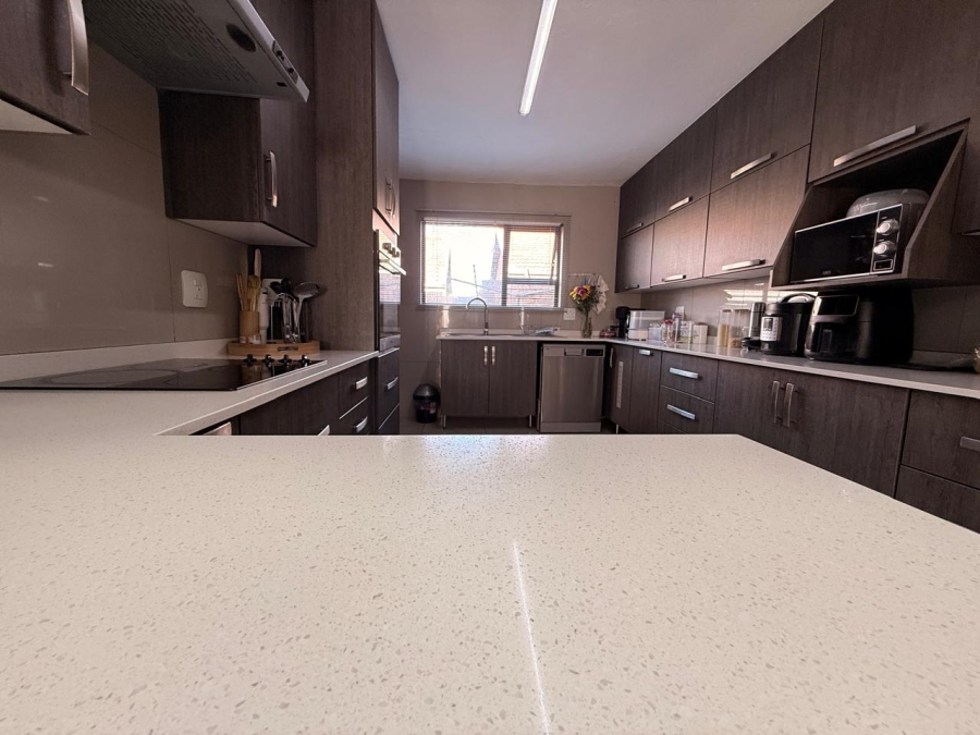 3 Bedroom Property for Sale in Huttenheights KwaZulu-Natal
