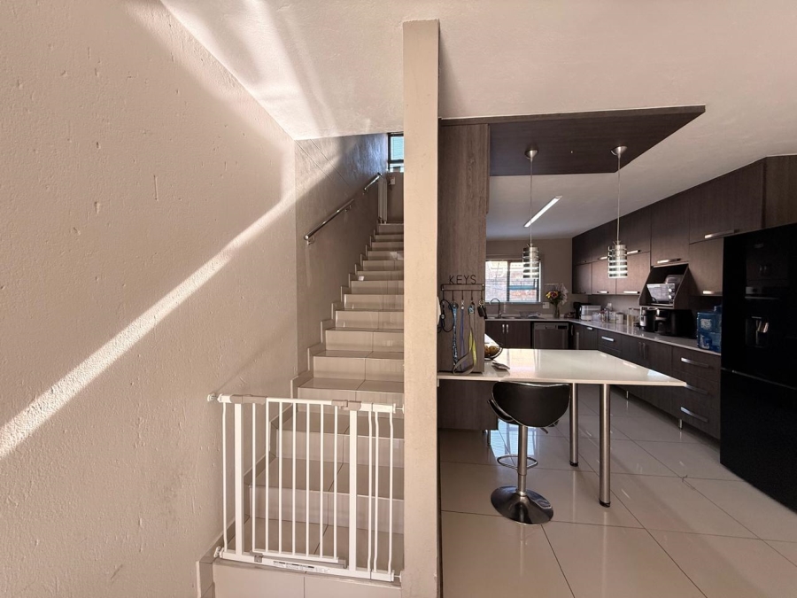 3 Bedroom Property for Sale in Huttenheights KwaZulu-Natal