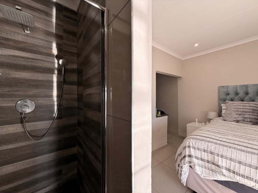 3 Bedroom Property for Sale in Huttenheights KwaZulu-Natal