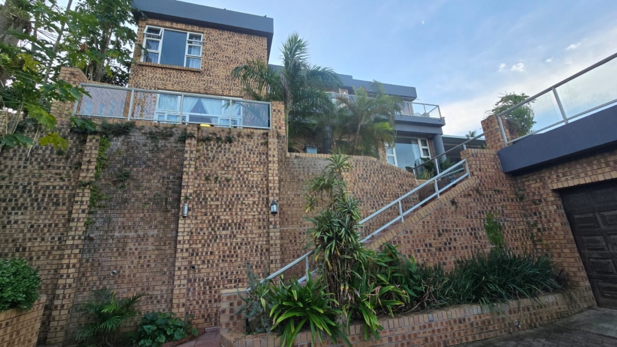 5 Bedroom Property for Sale in Ballito Central KwaZulu-Natal