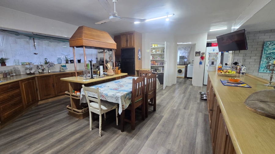 5 Bedroom Property for Sale in Ballito Central KwaZulu-Natal