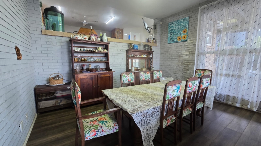 5 Bedroom Property for Sale in Ballito Central KwaZulu-Natal