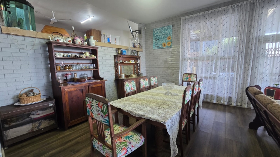 5 Bedroom Property for Sale in Ballito Central KwaZulu-Natal