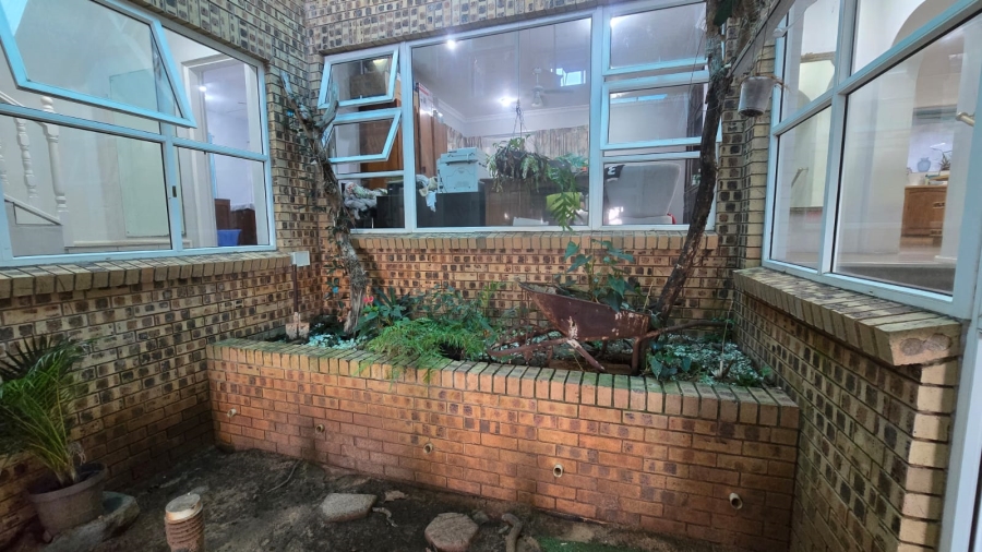 5 Bedroom Property for Sale in Ballito Central KwaZulu-Natal