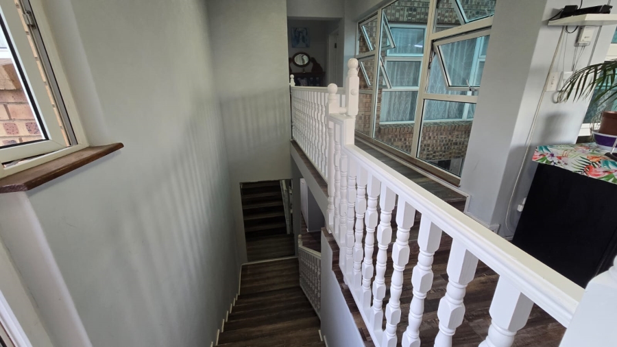 5 Bedroom Property for Sale in Ballito Central KwaZulu-Natal