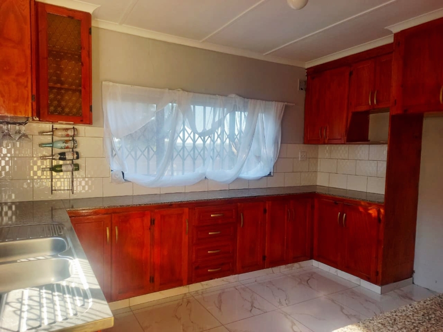 3 Bedroom Property for Sale in Esikhawini KwaZulu-Natal
