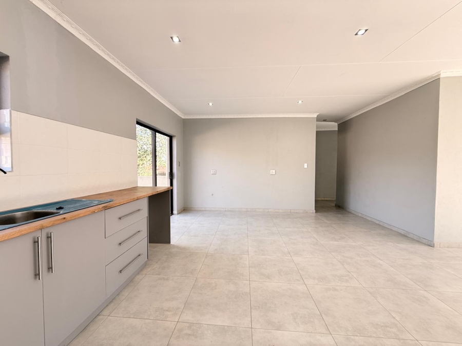 3 Bedroom Property for Sale in Schuinshoogte KwaZulu-Natal