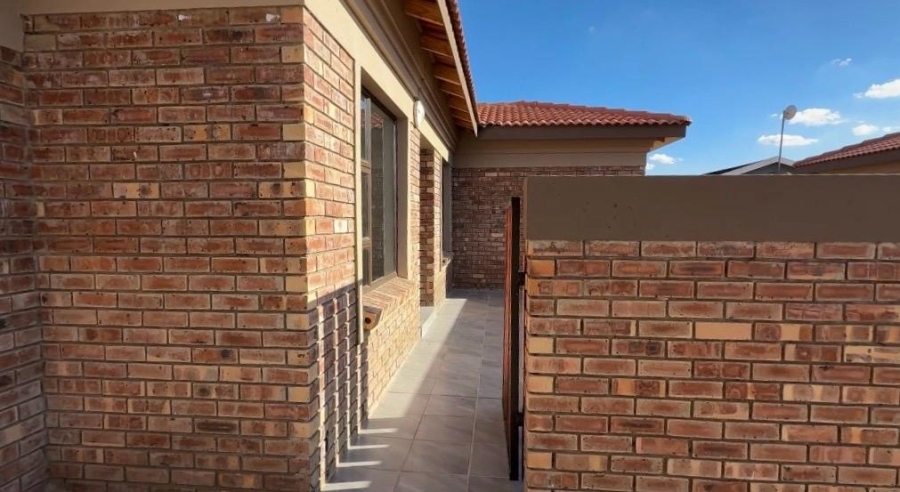 3 Bedroom Property for Sale in Schuinshoogte KwaZulu-Natal