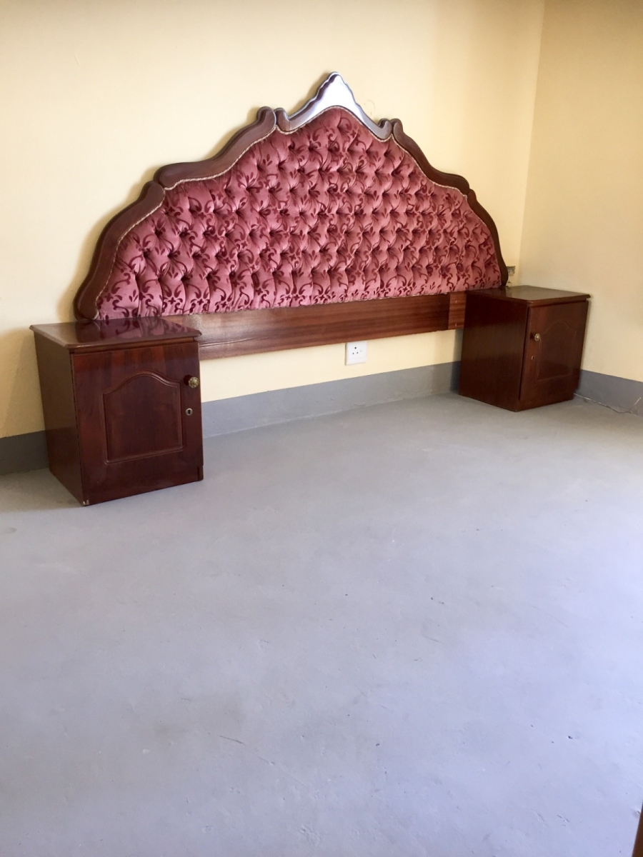 1 Bedroom Property for Sale in Raisethorpe KwaZulu-Natal