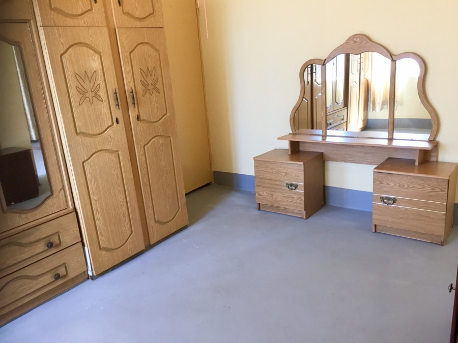 1 Bedroom Property for Sale in Raisethorpe KwaZulu-Natal