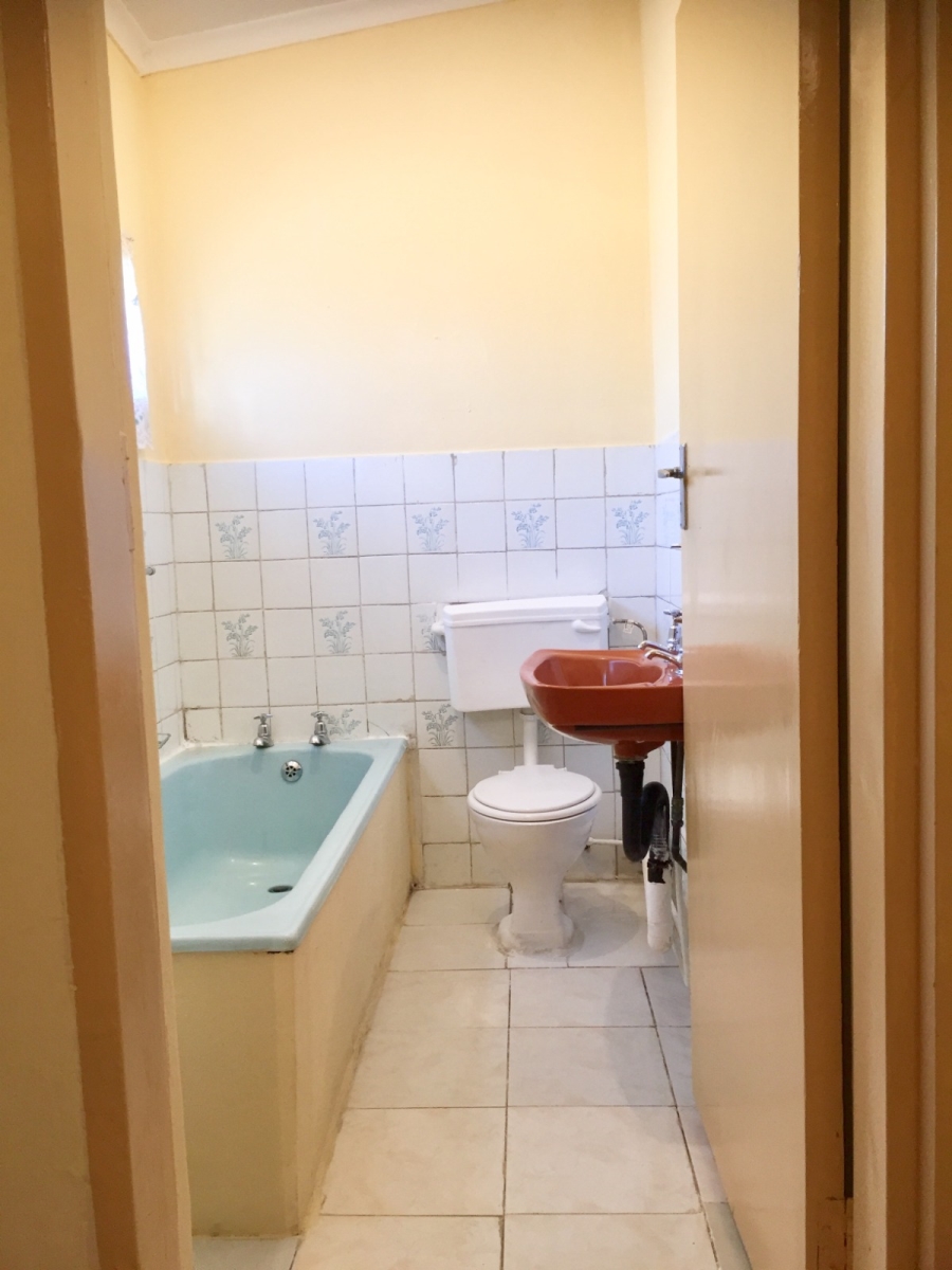 1 Bedroom Property for Sale in Raisethorpe KwaZulu-Natal
