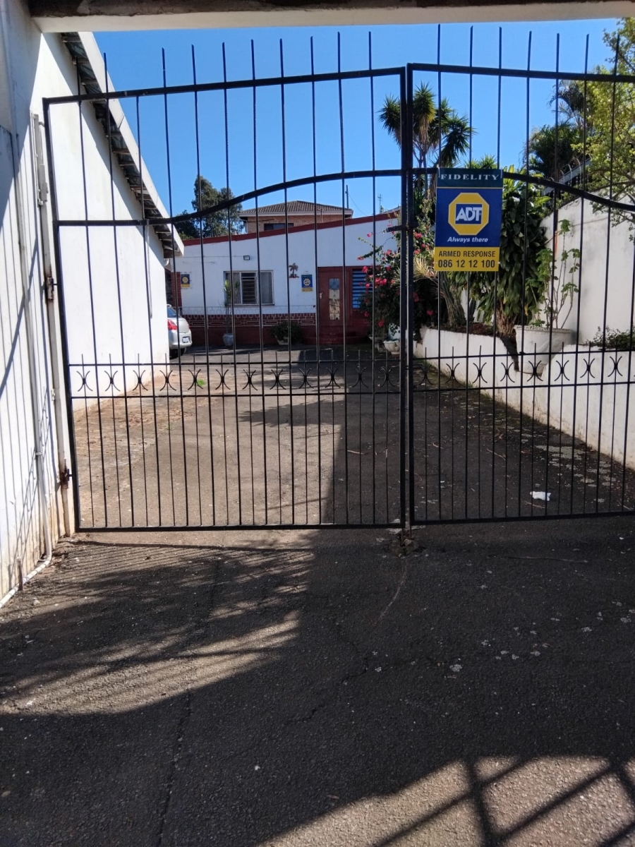 1 Bedroom Property for Sale in Raisethorpe KwaZulu-Natal
