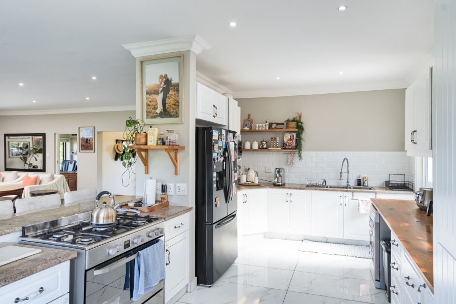4 Bedroom Property for Sale in Seaward Estate KwaZulu-Natal