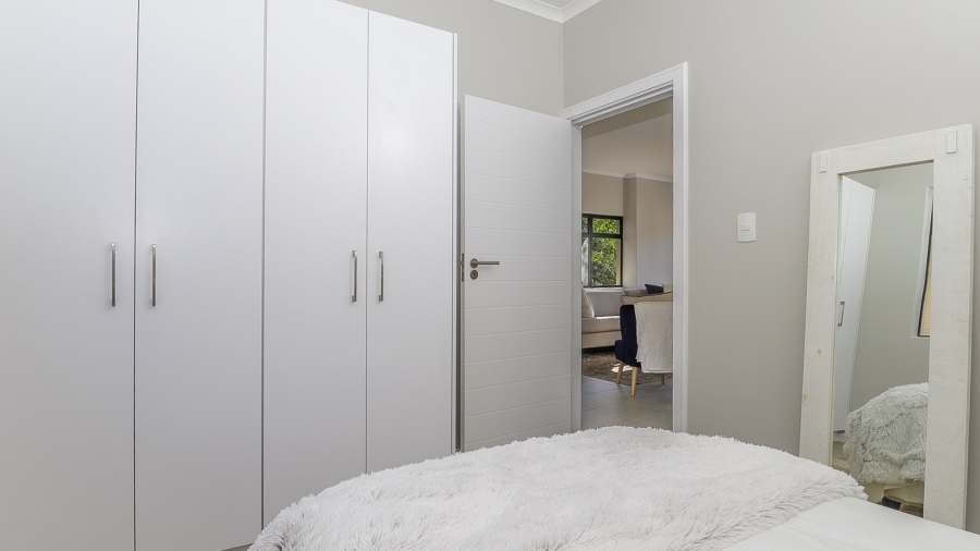 2 Bedroom Property for Sale in Waterfall KwaZulu-Natal