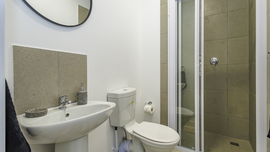 2 Bedroom Property for Sale in Waterfall KwaZulu-Natal
