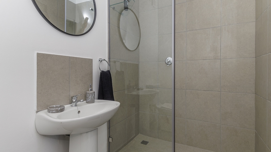 2 Bedroom Property for Sale in Waterfall KwaZulu-Natal