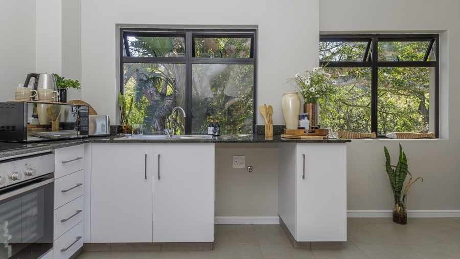 2 Bedroom Property for Sale in Waterfall KwaZulu-Natal