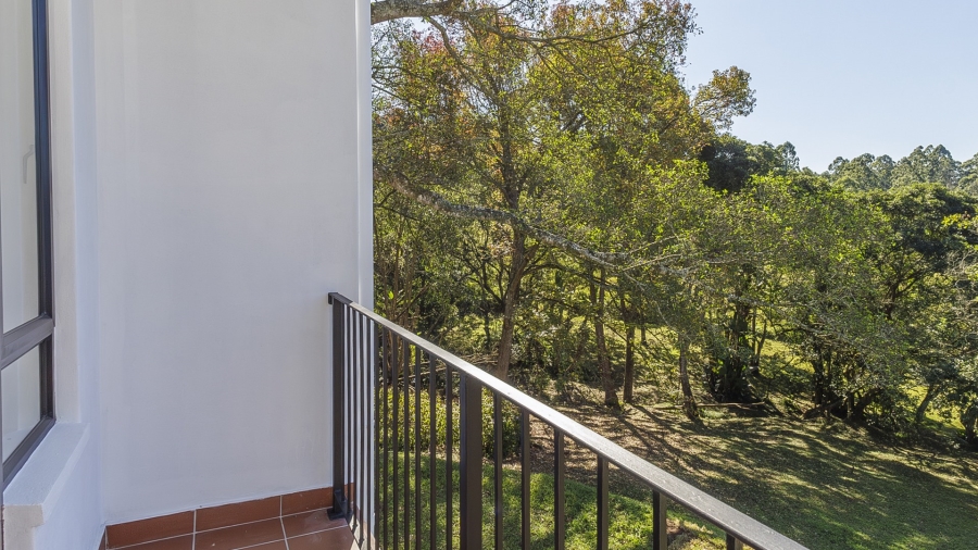2 Bedroom Property for Sale in Waterfall KwaZulu-Natal