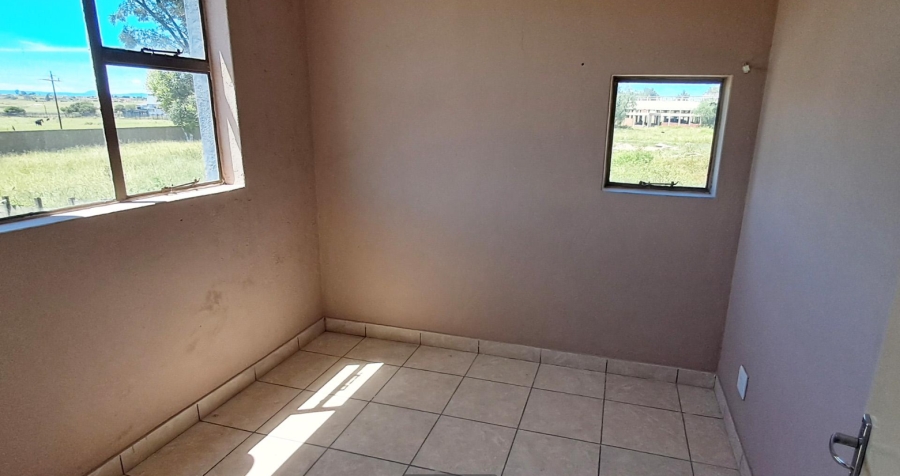 2 Bedroom Property for Sale in Madadeni KwaZulu-Natal