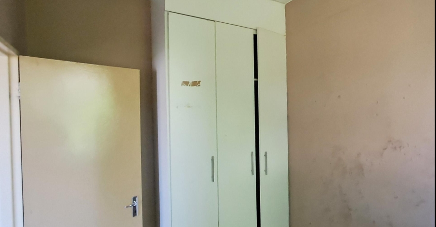2 Bedroom Property for Sale in Madadeni KwaZulu-Natal