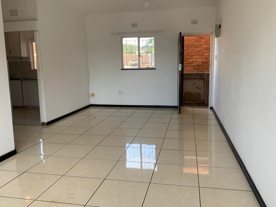 2 Bedroom Property for Sale in Empangeni Central KwaZulu-Natal