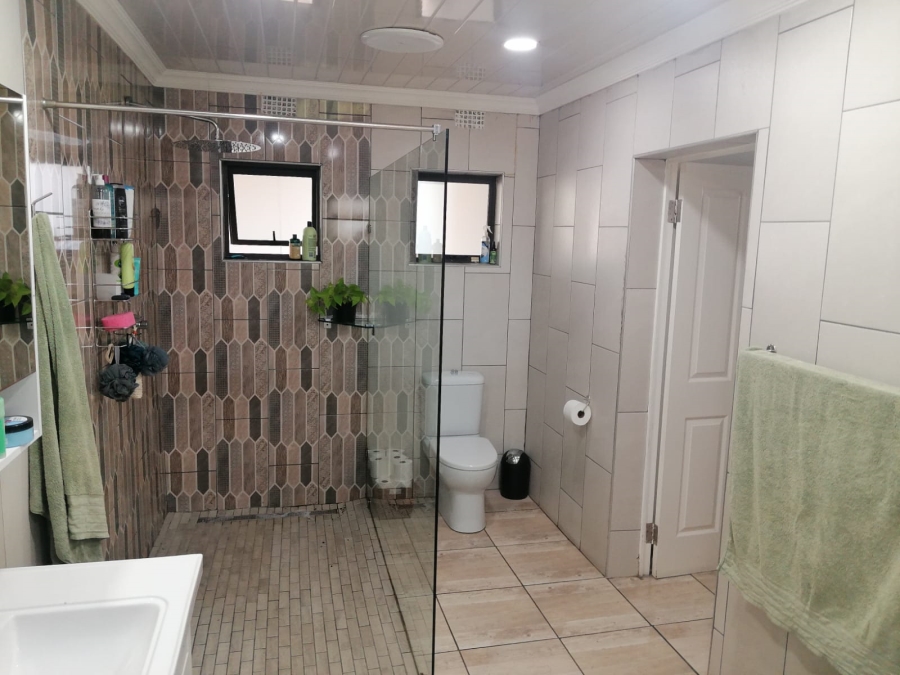 4 Bedroom Property for Sale in Veld En Vlei KwaZulu-Natal