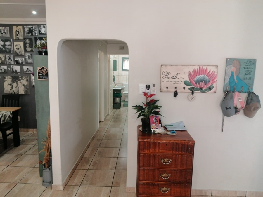 4 Bedroom Property for Sale in Veld En Vlei KwaZulu-Natal