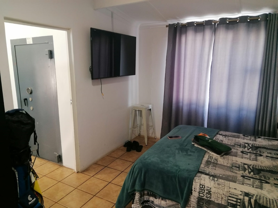 4 Bedroom Property for Sale in Veld En Vlei KwaZulu-Natal