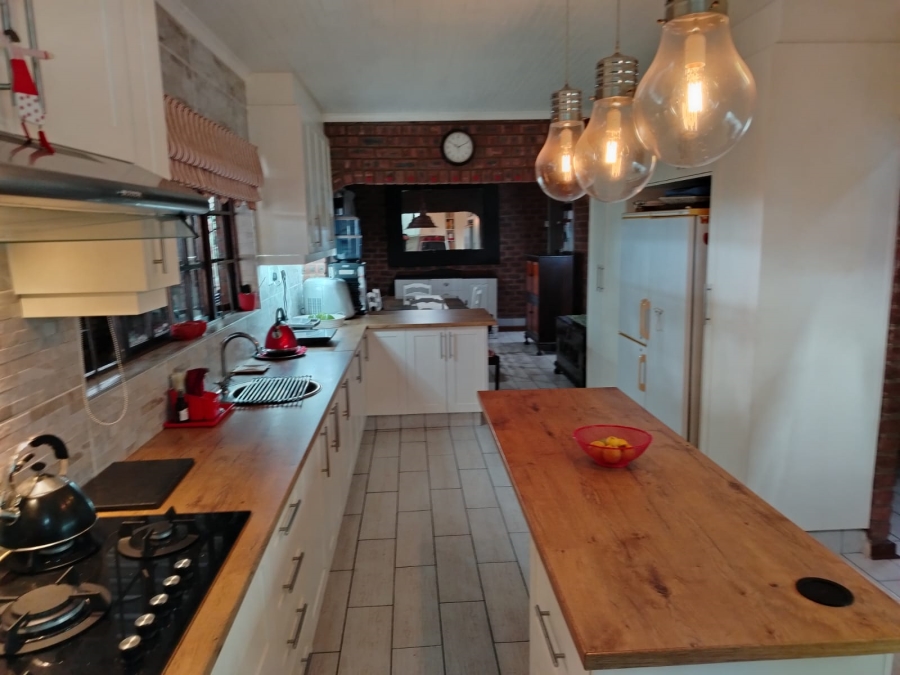 4 Bedroom Property for Sale in Austerville KwaZulu-Natal