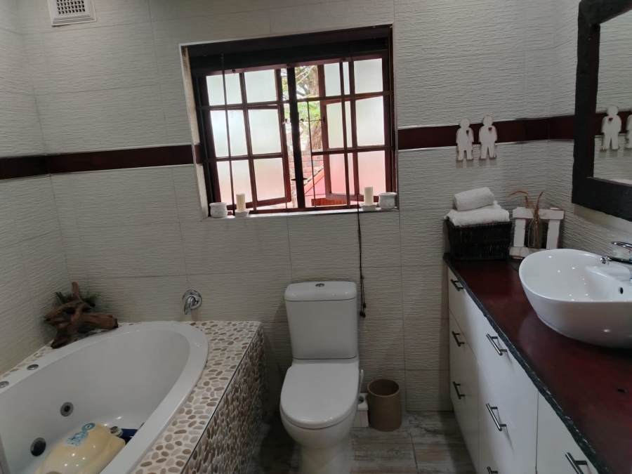 4 Bedroom Property for Sale in Austerville KwaZulu-Natal