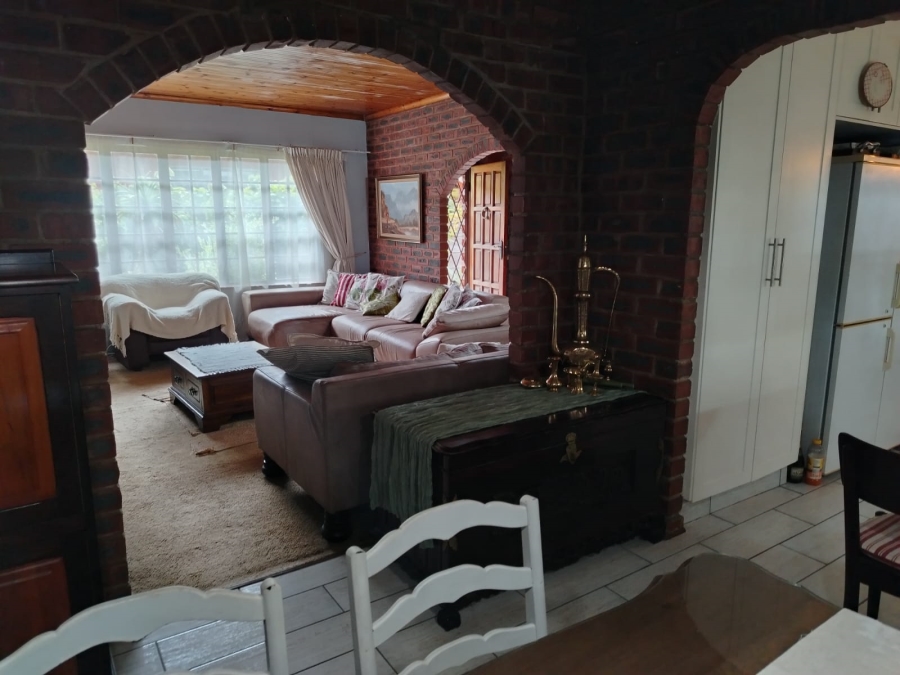 4 Bedroom Property for Sale in Austerville KwaZulu-Natal