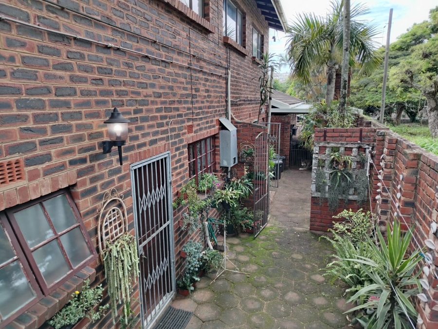 4 Bedroom Property for Sale in Austerville KwaZulu-Natal