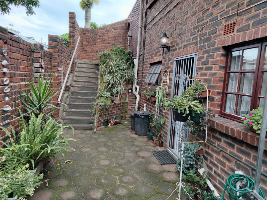 4 Bedroom Property for Sale in Austerville KwaZulu-Natal