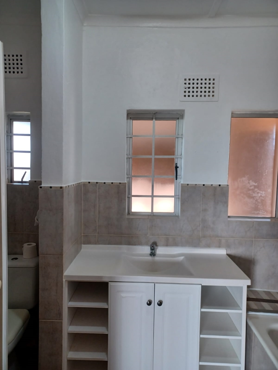 2 Bedroom Property for Sale in Bluff KwaZulu-Natal