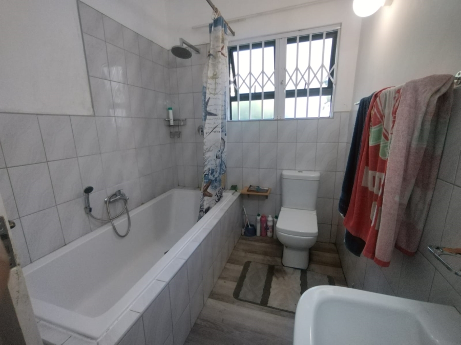 6 Bedroom Property for Sale in Westville Central KwaZulu-Natal