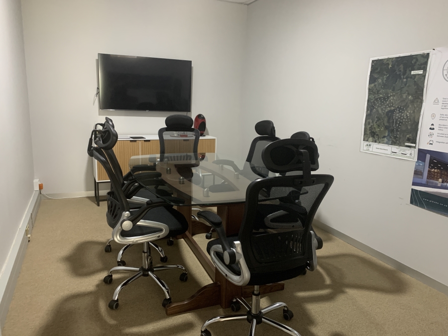 To Let Commercial Property for Rent in La Lucia Ridge KwaZulu-Natal