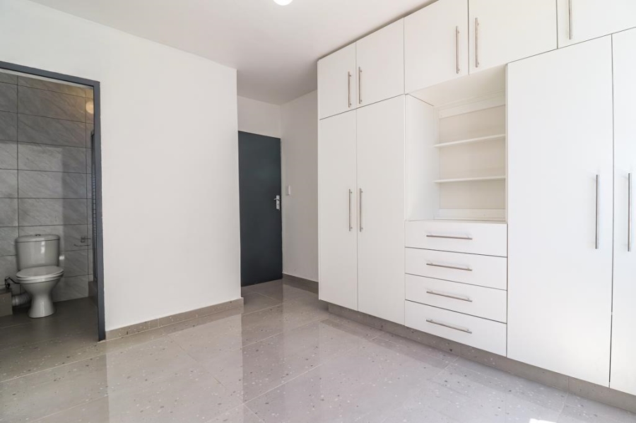 2 Bedroom Property for Sale in Morningside KwaZulu-Natal